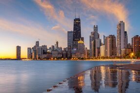 Фотообои Огни Чикаго на берегу моря
